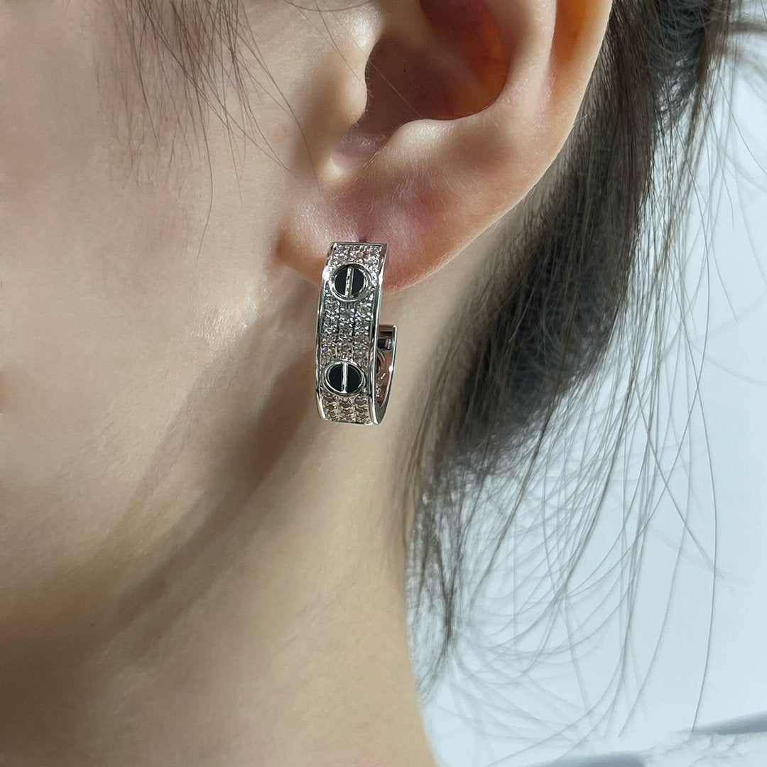[Polaidi Jewelry]LOVE CERAMIC DIAMOND PAVED SILVER EARRINGS