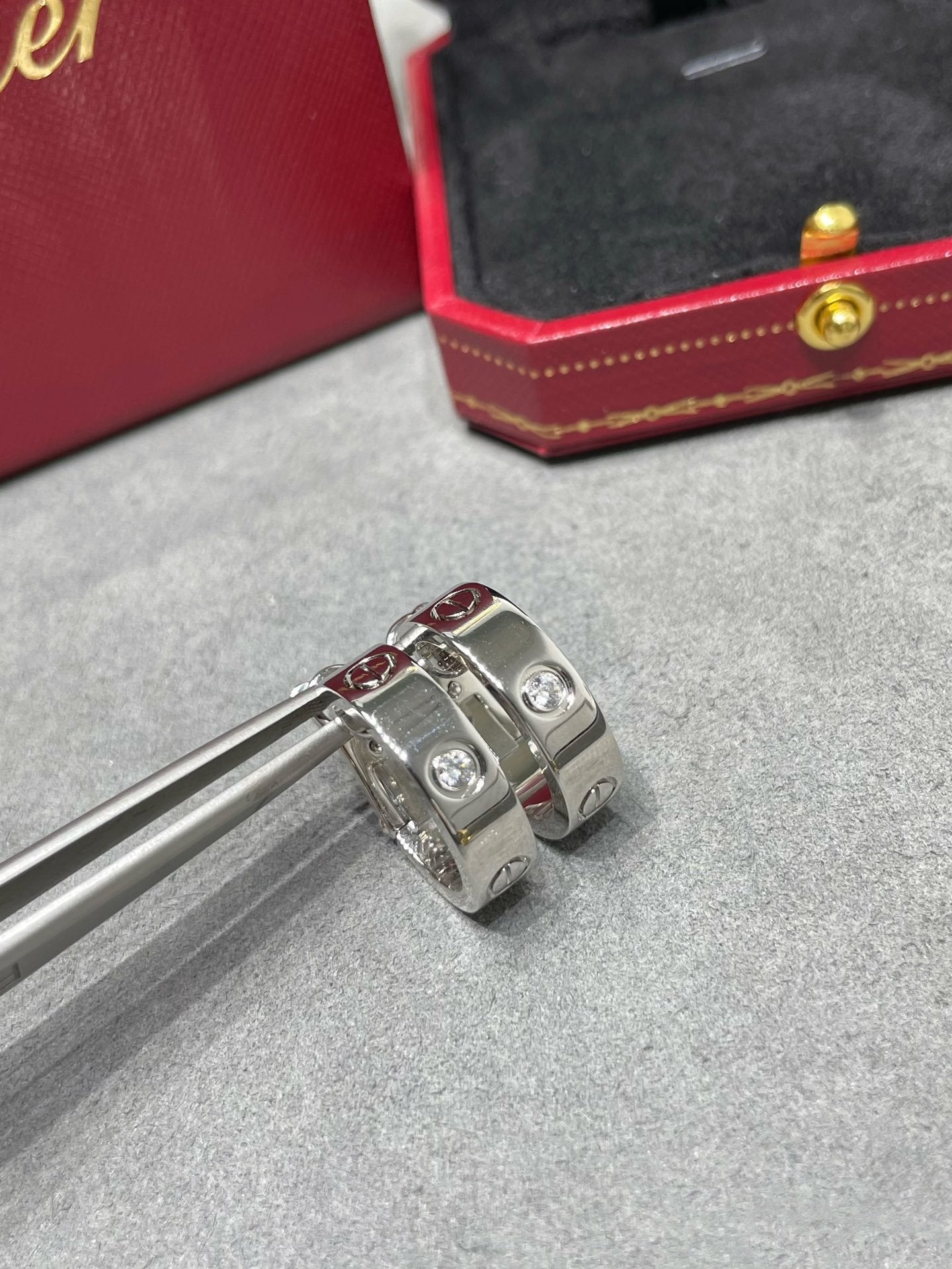 [Polaidi Jewelry]LOVE 5.5MM 1 DIAMOND EARRINGS