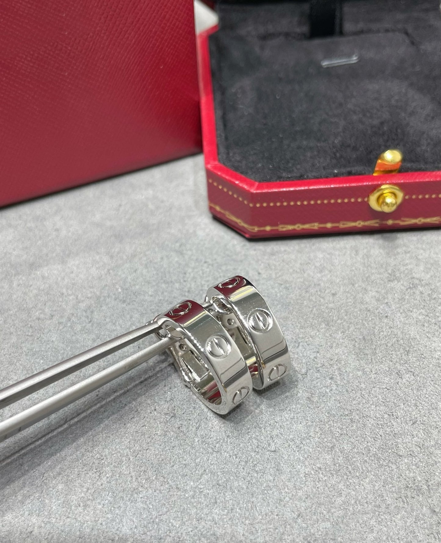 [Polaidi Jewelry]LOVE 5.5MM EARRINGS