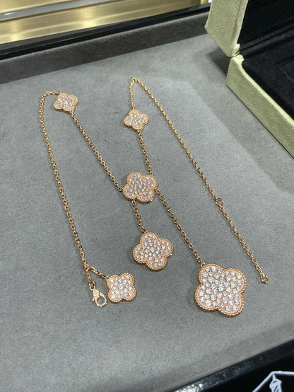 [Polaidi Jewelry]CLOVER 6 MOTIF DIAMOND PAVED NECKLACE