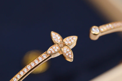 [：Polaidi Jewelry]IDYLLE PINK GOLD OPEN BRACELET DIAMOND PAVED