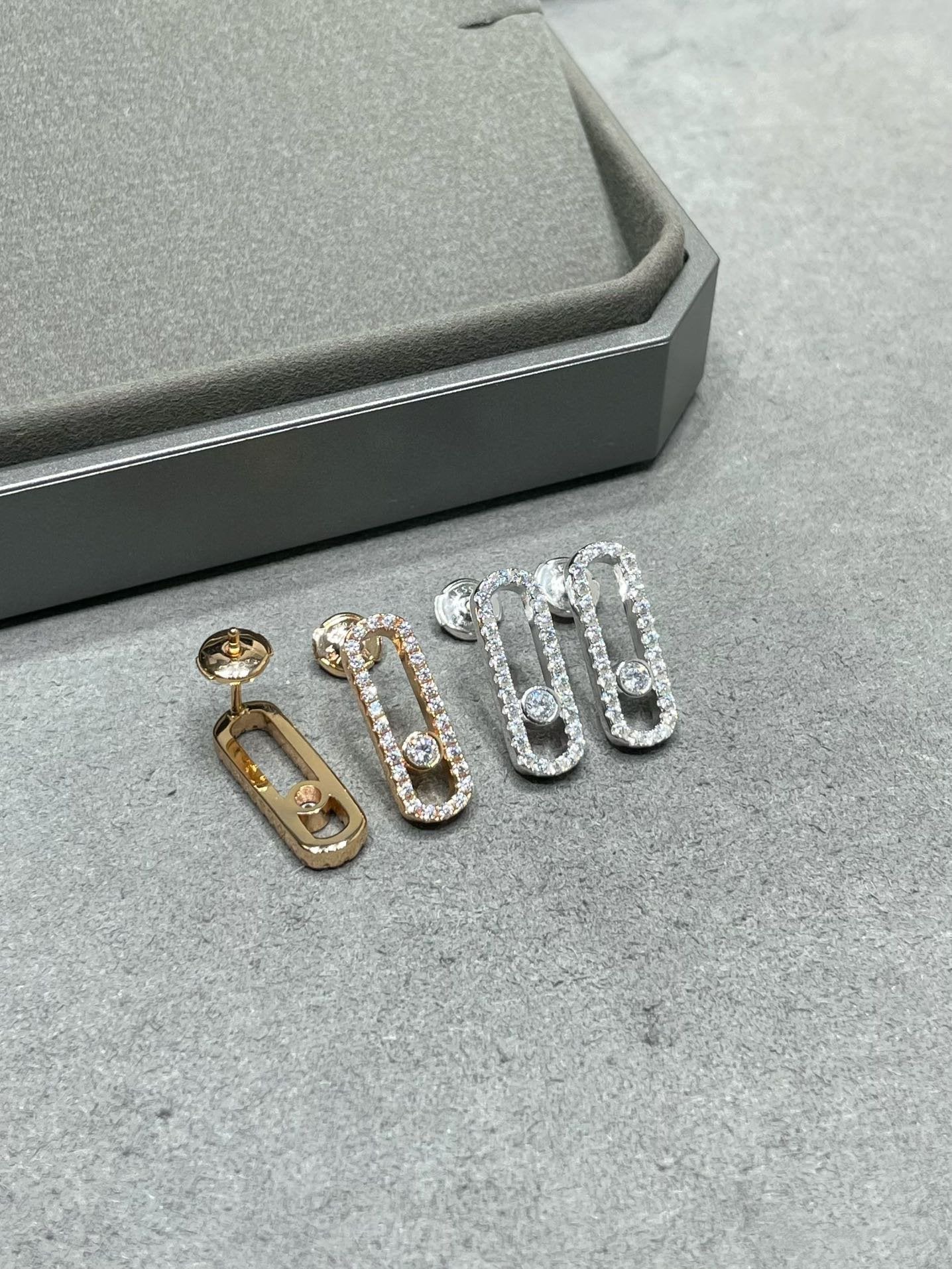 [Polaidi Jewelry]MOVE UNO STUD DIAMOND PAVED EARRINGS