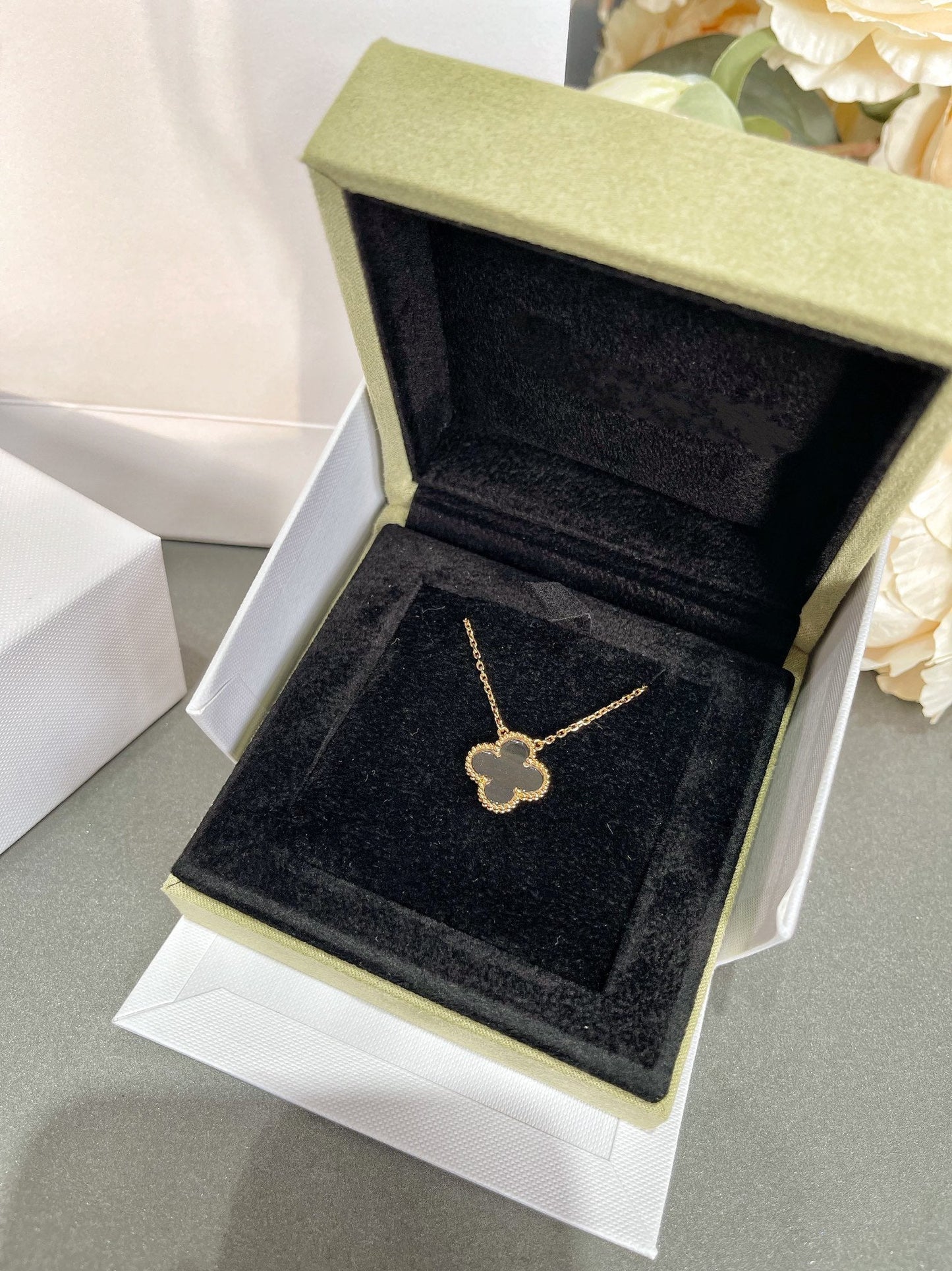 [：Polaidi Jewelry]CLOVER ROCK CRYSTAL ROSE GOLD NECKLACE