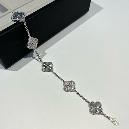 [：Polaidi Jewelry]CLOVER 5 MOTIF SILVER DIAMOND BRACELET
