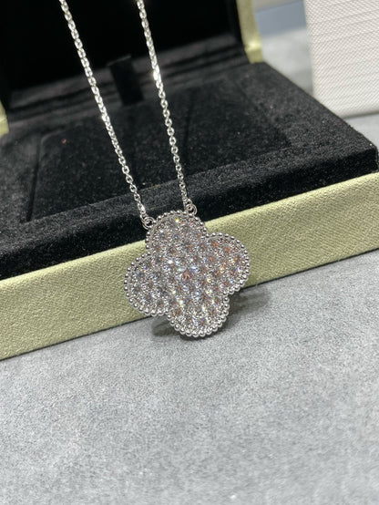 [：Polaidi Jewelry]CLOVER 25MM LARGE PENDANT DIAMOND PAVED SILVER NECKLACE