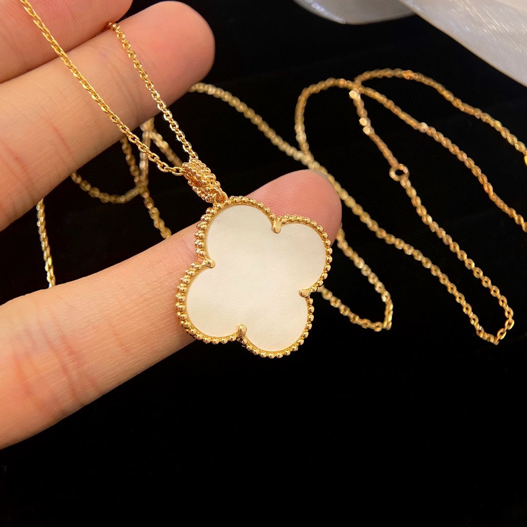[：Polaidi Jewelry]CLOVER 25MM MOP LARGE PENDANT NECKLACE