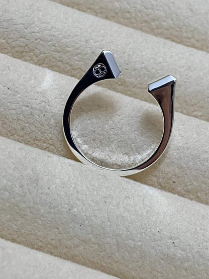 [Polaidi Jewelry]THE CONE RIVET RING IS OPEN AND ONE SIZE FITS ALL