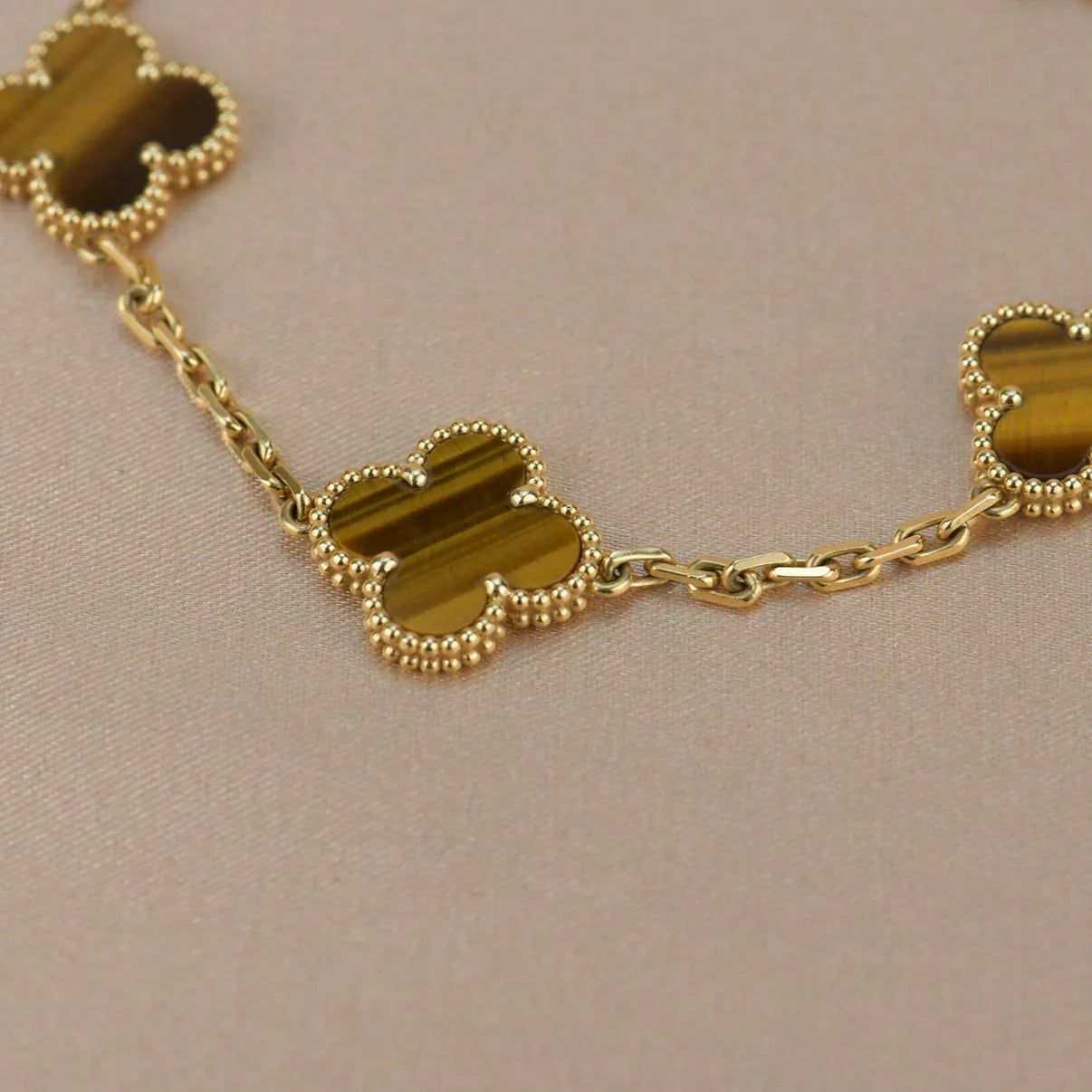 [Polaidi Jewelry] CLOVER 5 MOTIFS TIGER EYE BRACELET COLLECTION