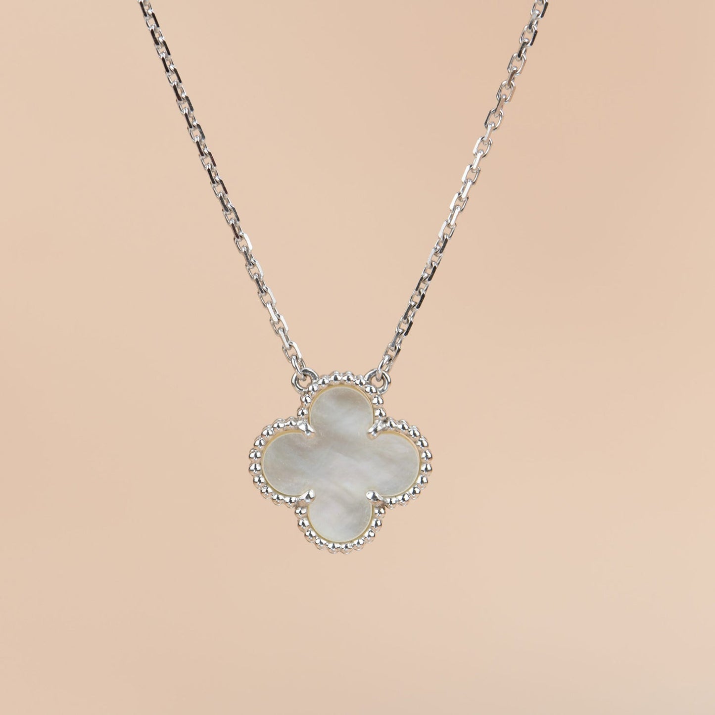 [Polaidi Jewelry]CLOVER  15MM WHITE MOTHER-OF-PEARL SILVER