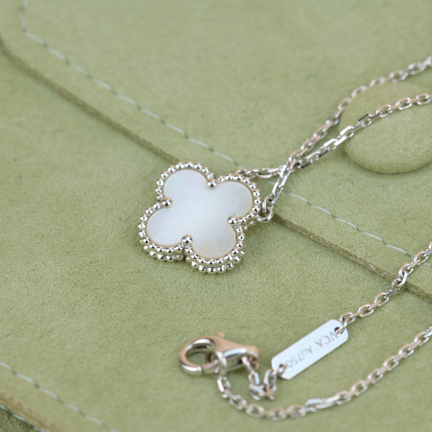[Polaidi Jewelry]CLOVER  15MM WHITE MOTHER-OF-PEARL SILVER
