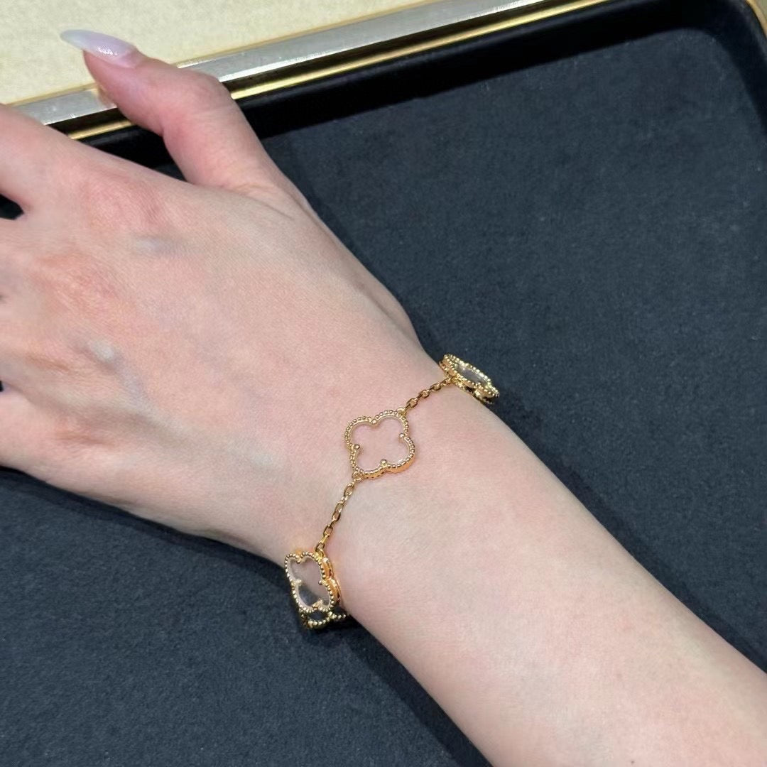 [：Polaidi Jewelry]CLOVER 5 MOTIF ROCK CRYSTAL PINK GOLD BRACELET