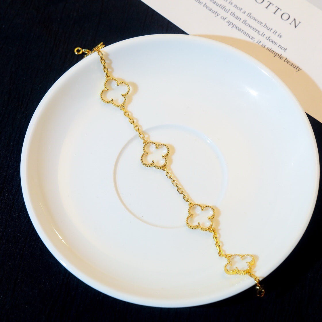 [Polaidi Jewelry]CLOVER 5 MOTIF ROCK CRYSTAL BRACELET