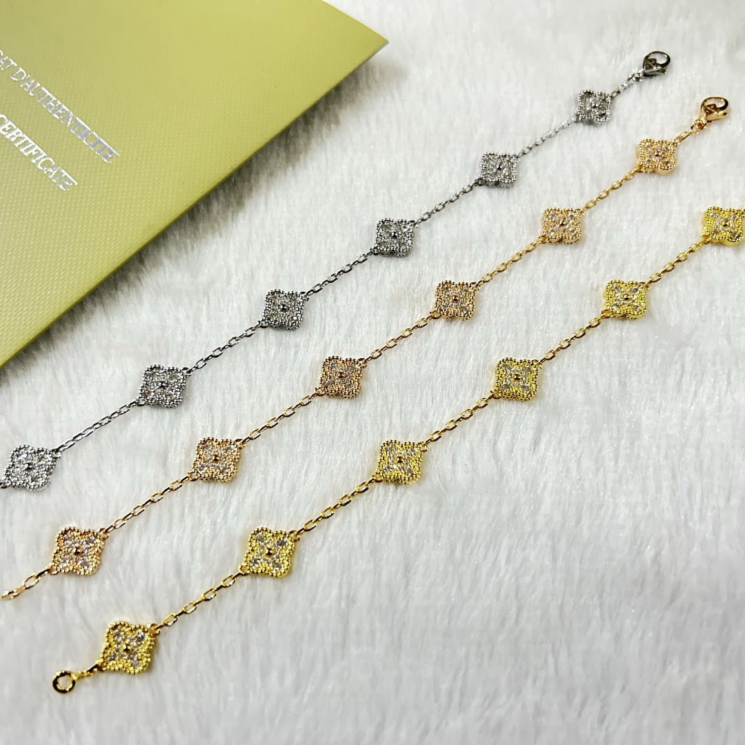 [：Polaidi Jewelry]CLOVER 6 MOTIF DIAMOND BRACELET