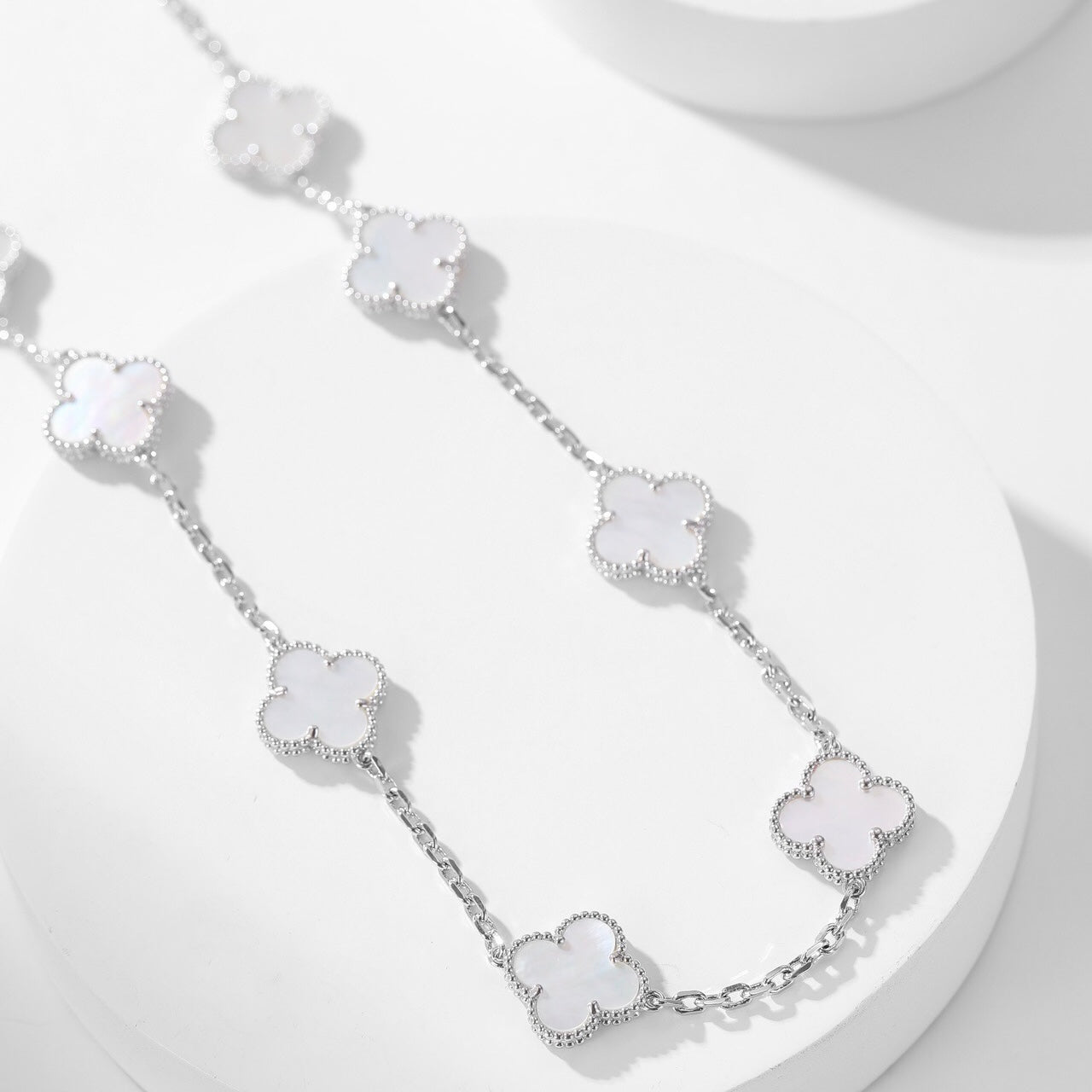 [：Polaidi Jewelry]CLOVER 10 MOTIFS WHITE MOTHER OF PEARL NECKLACE