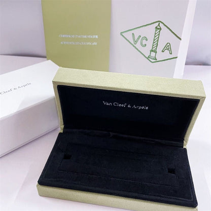 [POLAIDI] VA CLOVER BOX GIFT BAG
