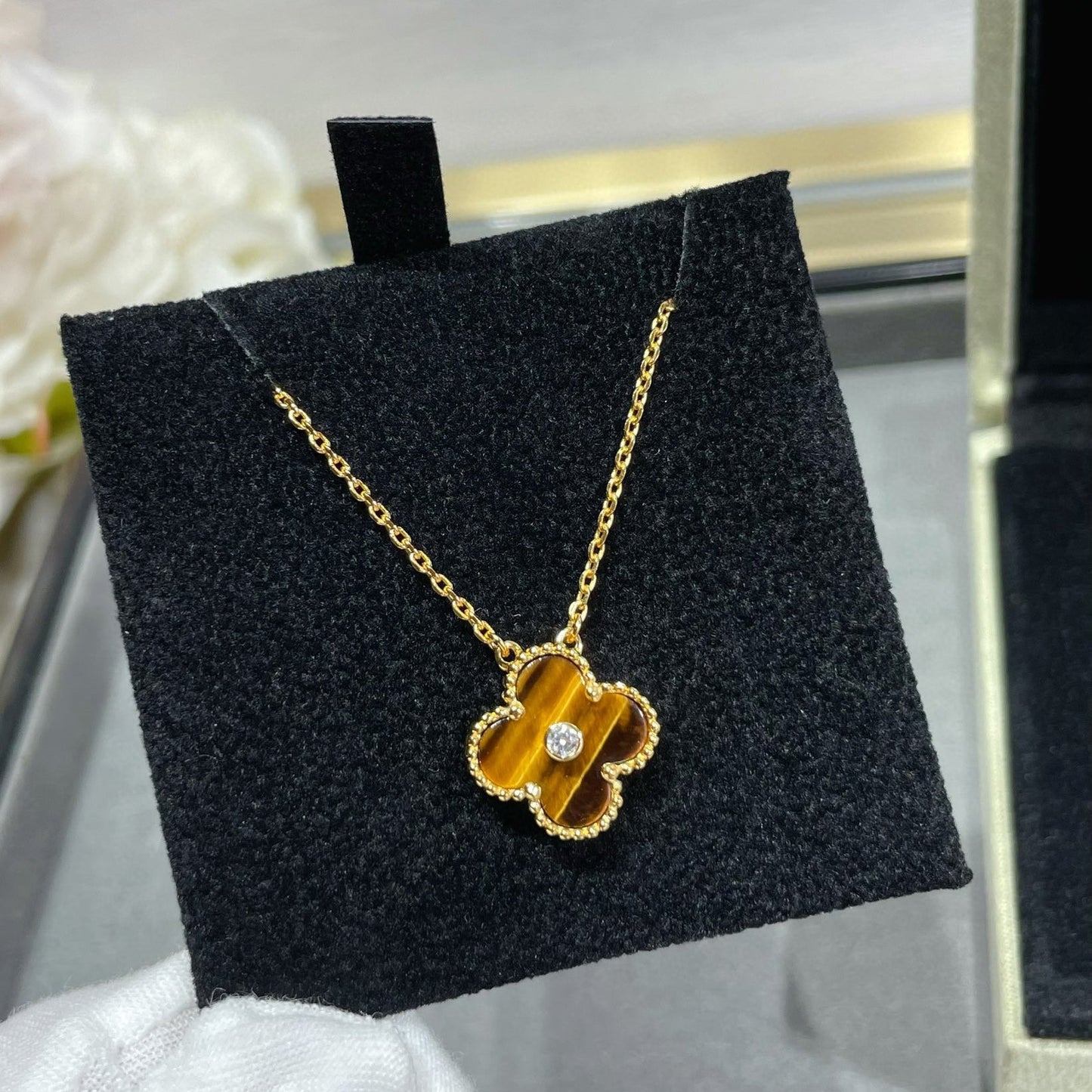 [：Polaidi Jewelry]CLOVER 15MM DIAMOND AND YELLOW TIGER'S EYE AGATE necklace