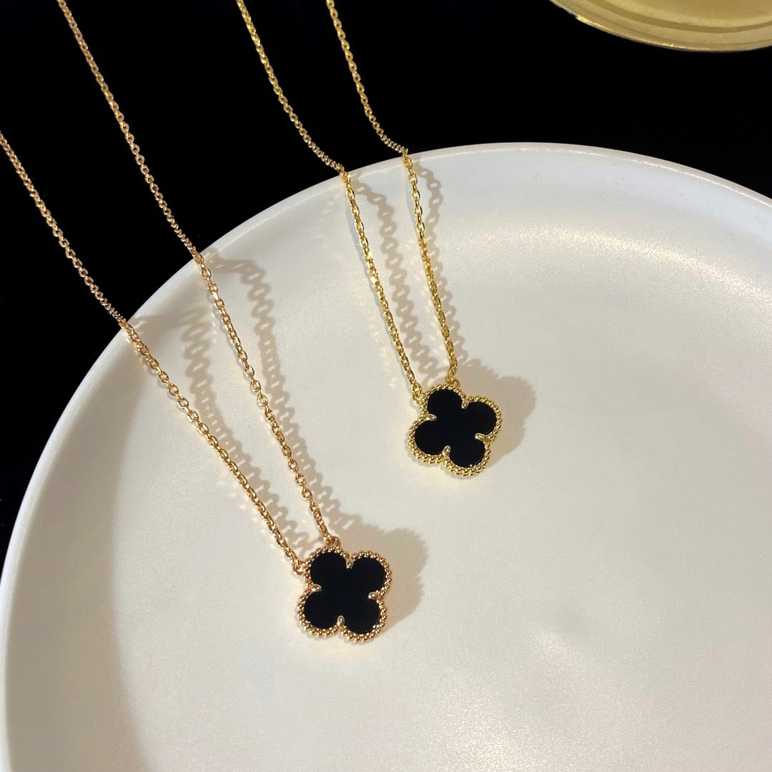 [Polaidi Jewelry]CLOVER 15MM BLACK ONYX SINGLE FLOWER NECKLACE