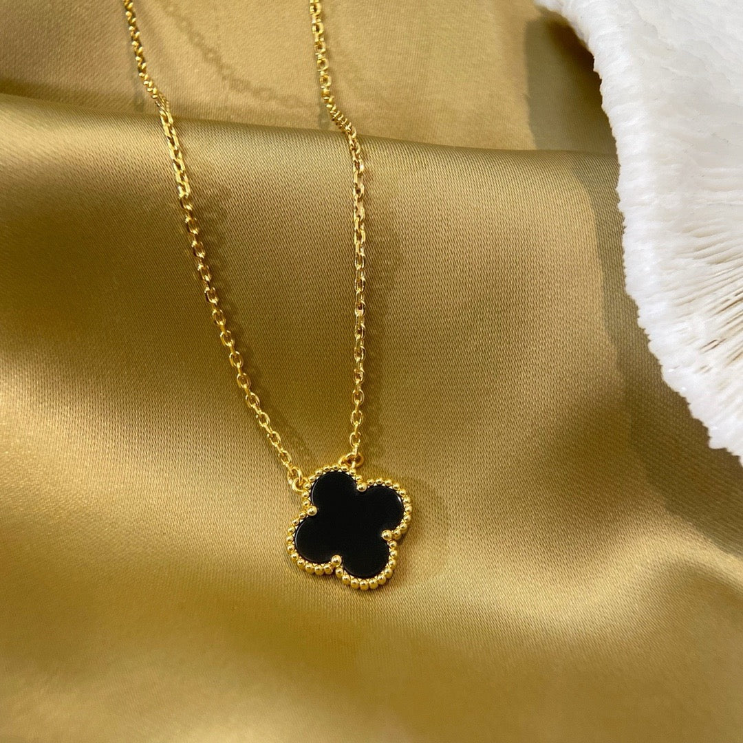 [：Polaidi Jewelry]CLOVER 15MM BLACK ONYX SINGLE FLOWER NECKLACE