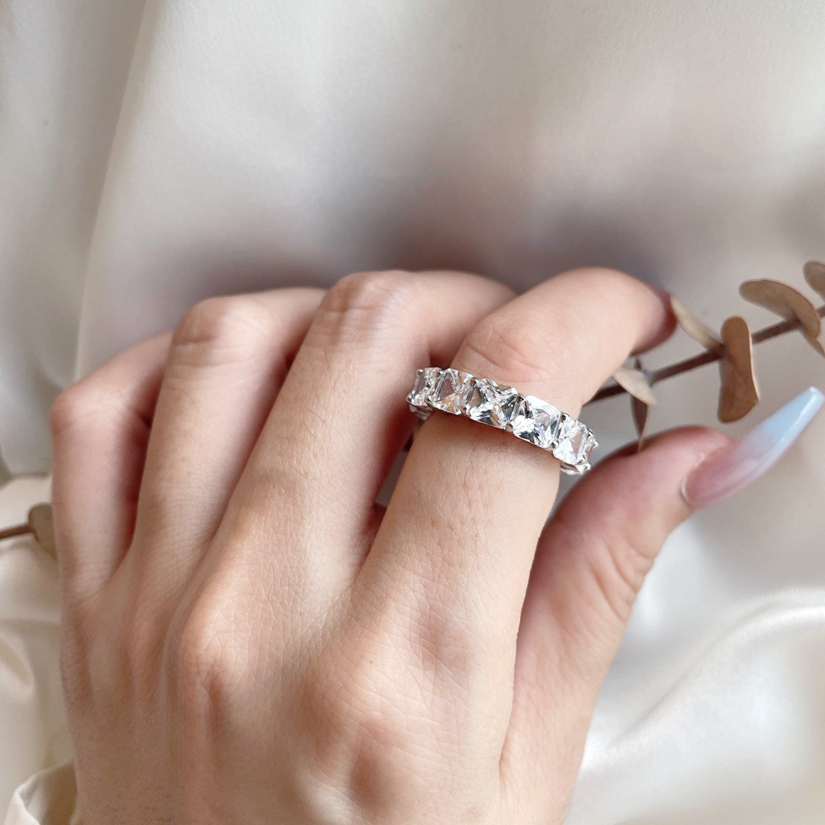 [Polaidi Jewelry]Elegant Princess Cut Tennis Ring