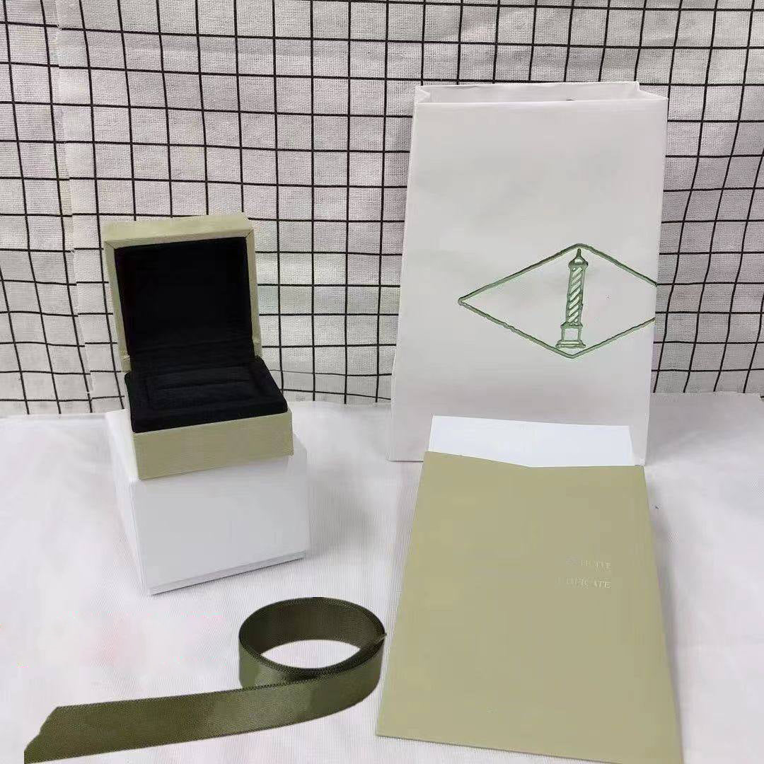[POLAIDI] VA CLOVER BOX GIFT BAG