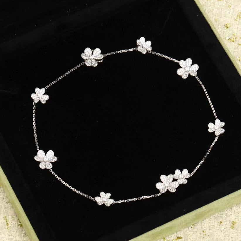 [：Polaidi Jewelry]FRIVOLE SILVER 9 FLOWERS NECKLACE