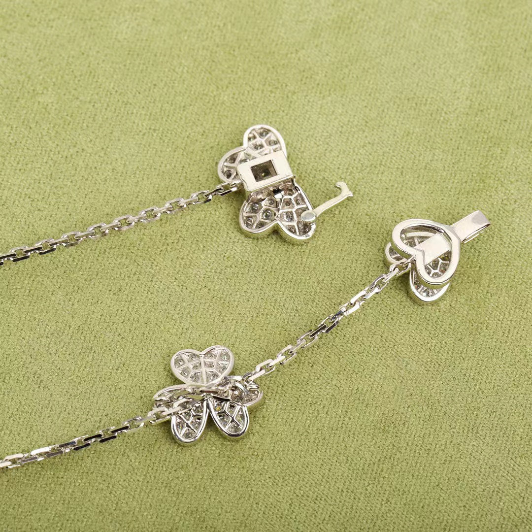[Polaidi Jewelry]FRIVOLE SILVER 9 FLOWERS NECKLACE