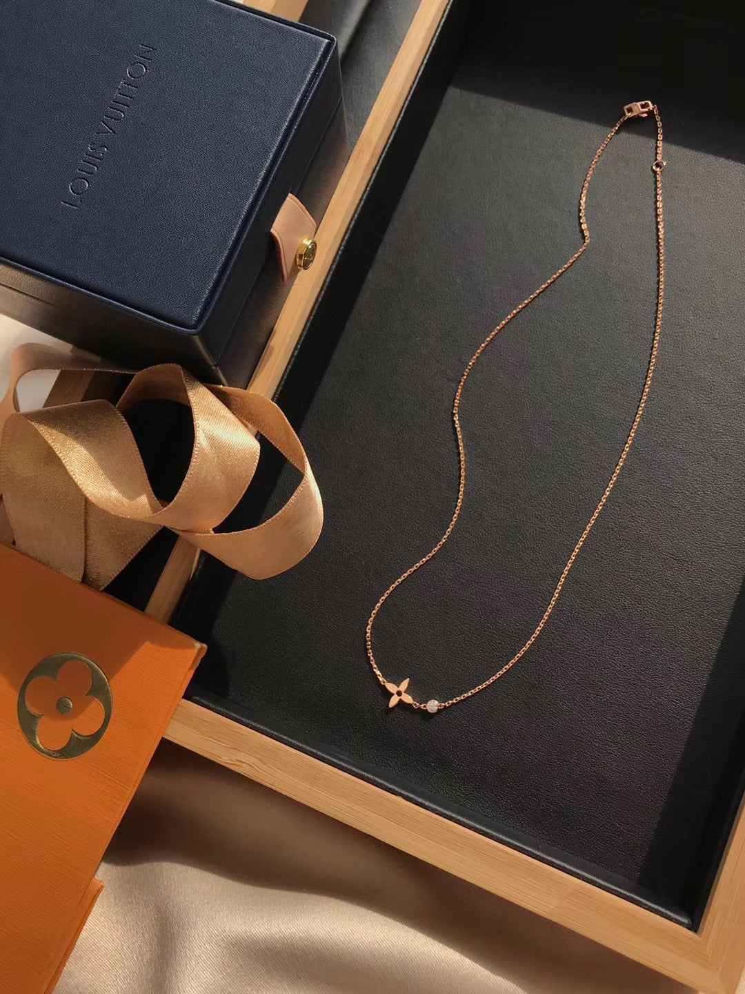 [：Polaidi Jewelry]BLOSSOM PENDANT PINK GOLD AND DIAMOND