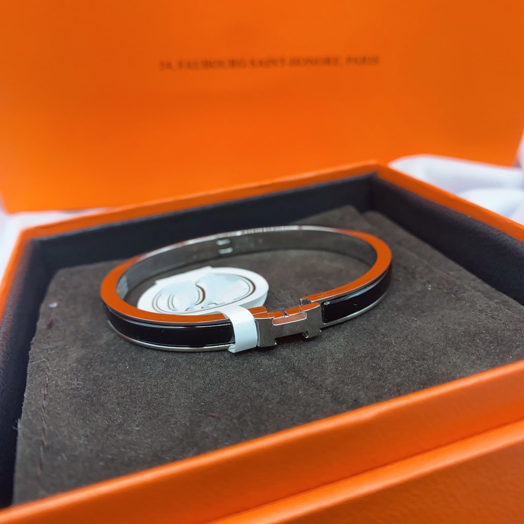 [：Polaidi Jewelry]CLASSIC HM CLIC BLACK 8MM ENAMEL BRACELET