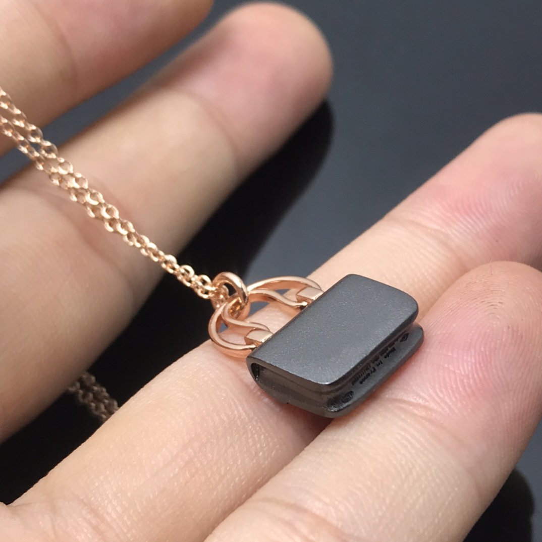[Polaidi Jewelry]WOMEN'S HM AMULETTES CONSTANCE PENDANT NECKLACE