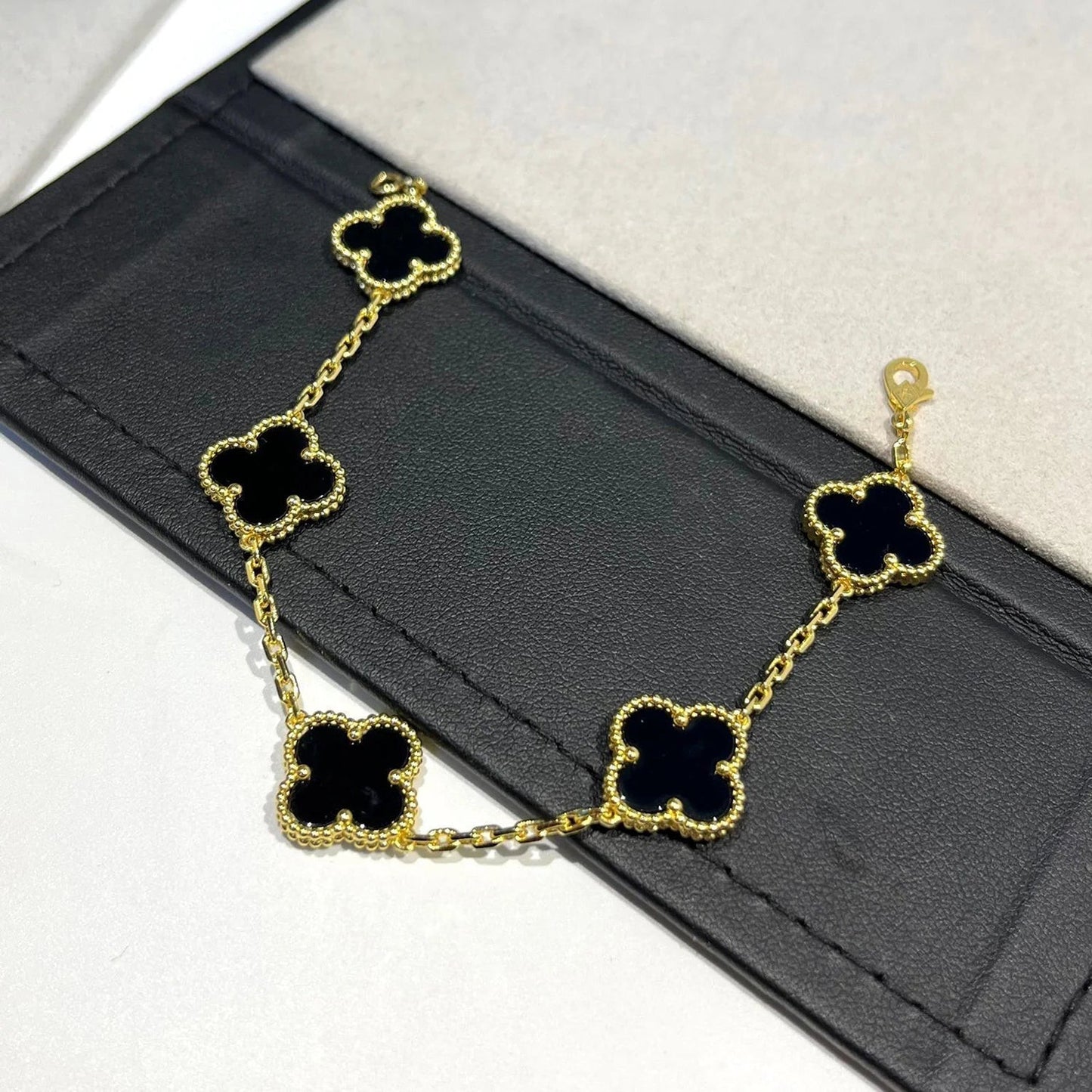 [：Polaidi Jewelry]CLOVER  5 MOTIFS BLACK ONYX BRACELET