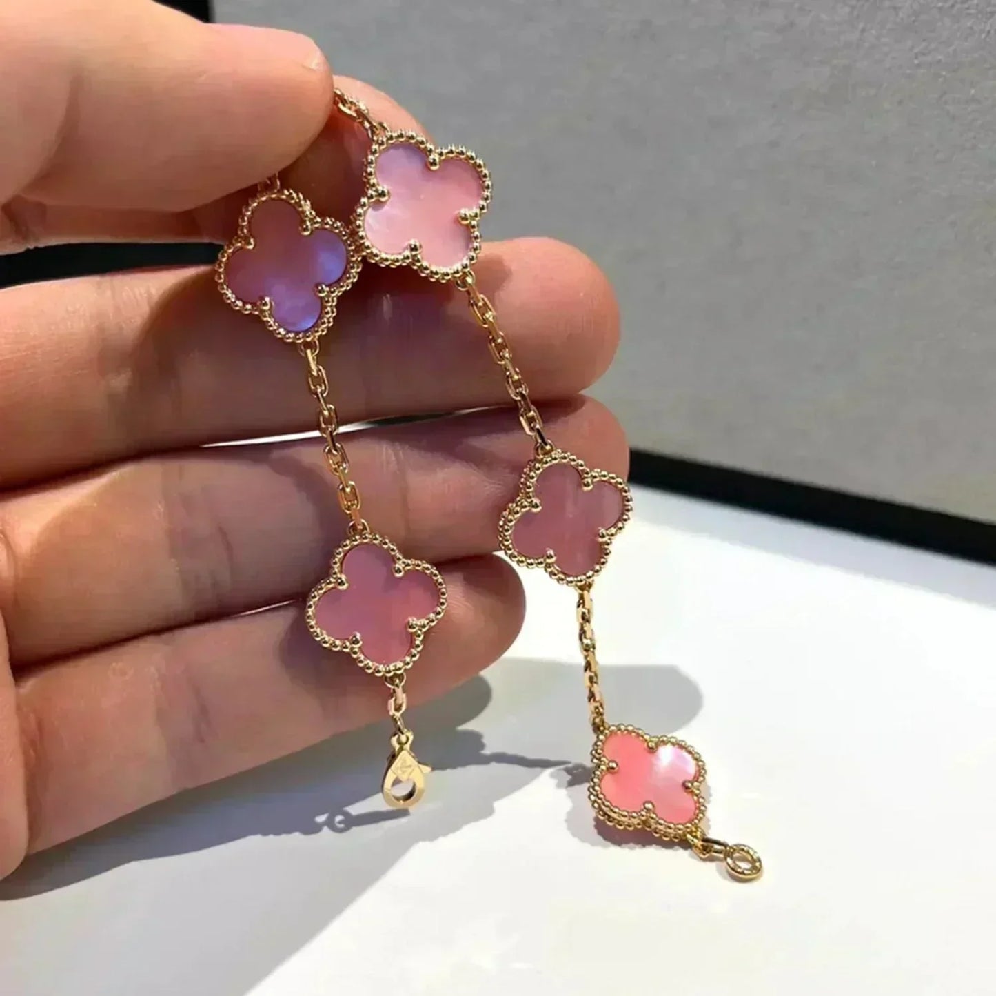 [：Polaidi Jewelry]CLOVER 5 PINK MOP BRACELET