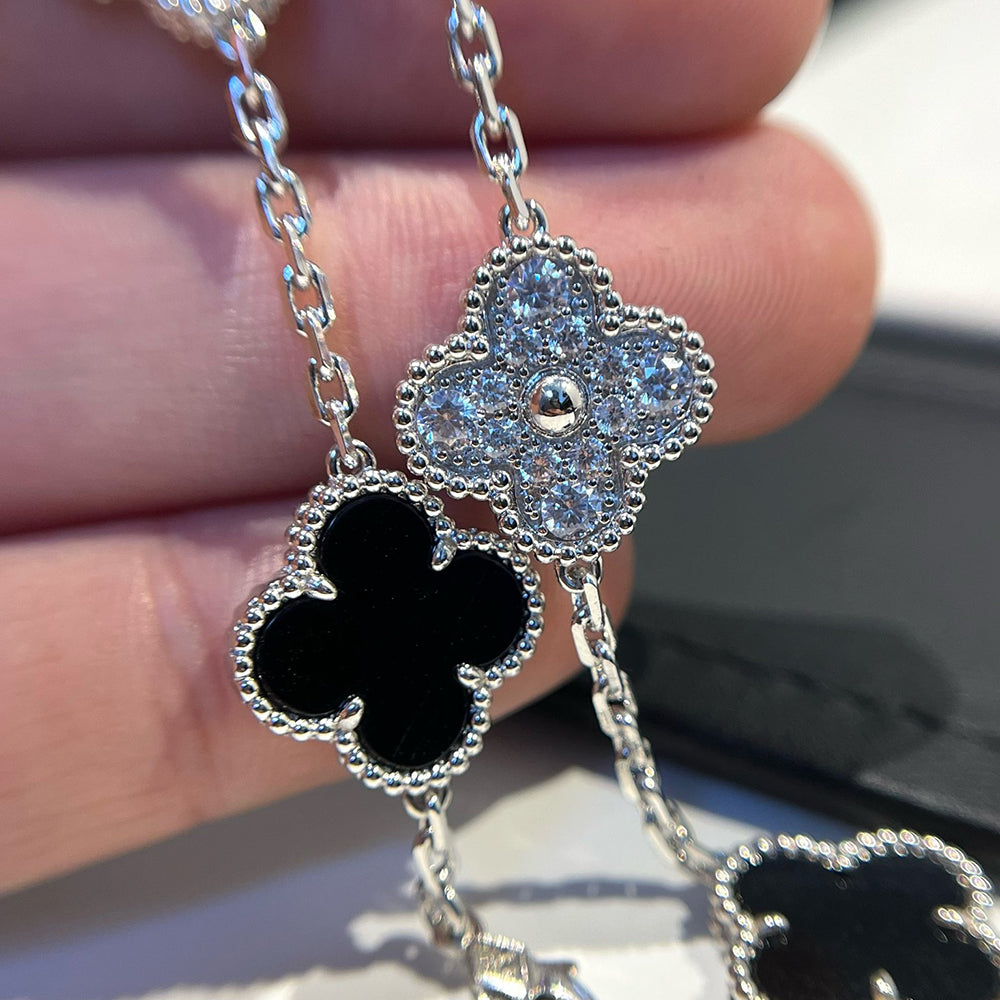 [Polaidi Jewelry] CLOVER 5 MOTIF ONYXS BRACELET COLLECTION