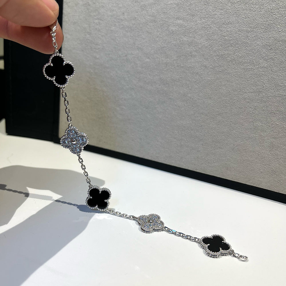 [Polaidi Jewelry] CLOVER 5 MOTIF ONYXS BRACELET COLLECTION