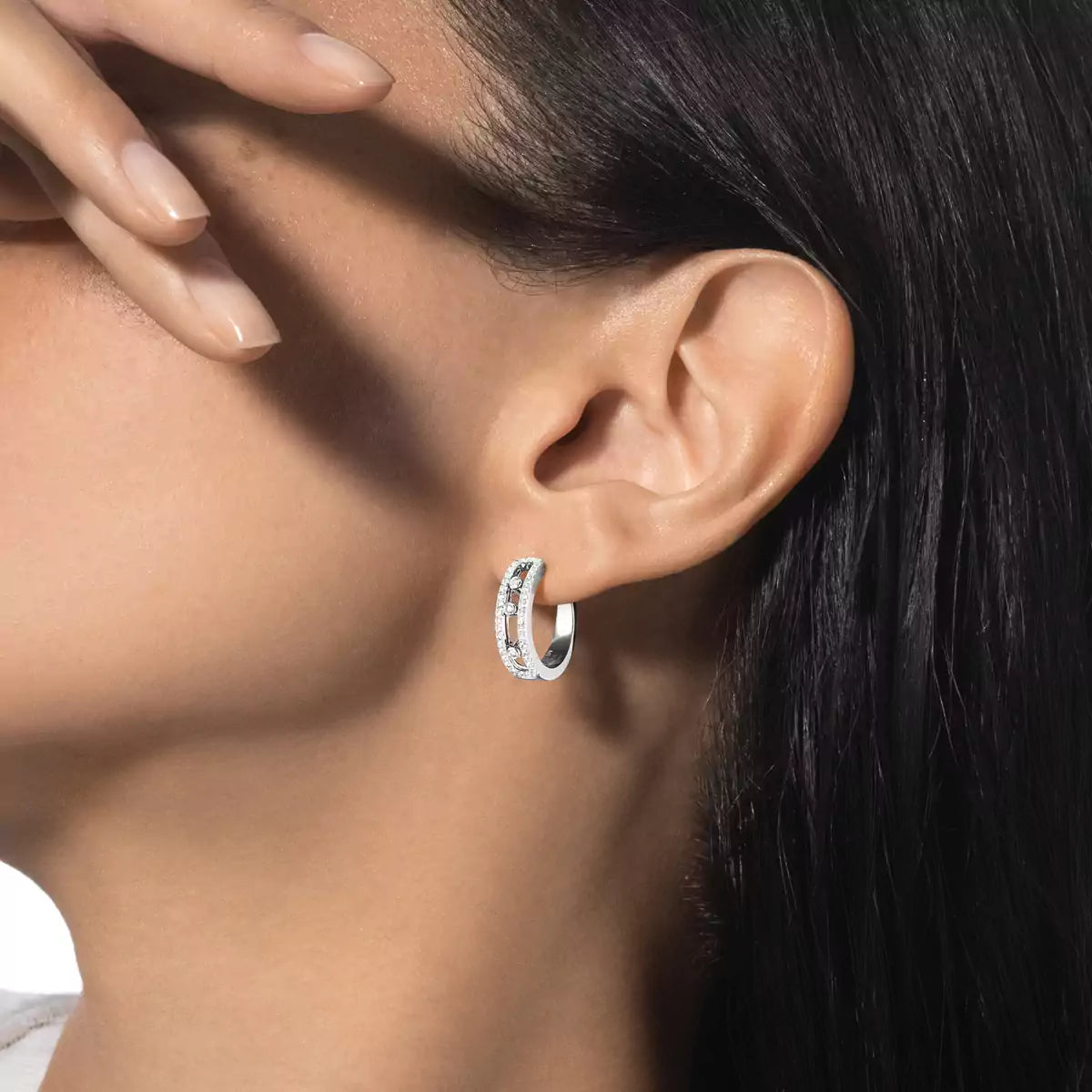 [Polaidi Jewelry]Diamond Pave_ Hoop Earrings Move