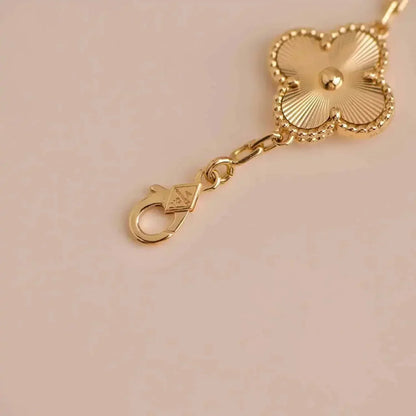 [：Polaidi Jewelry]クローバー5フラワーレーザーブレスレット