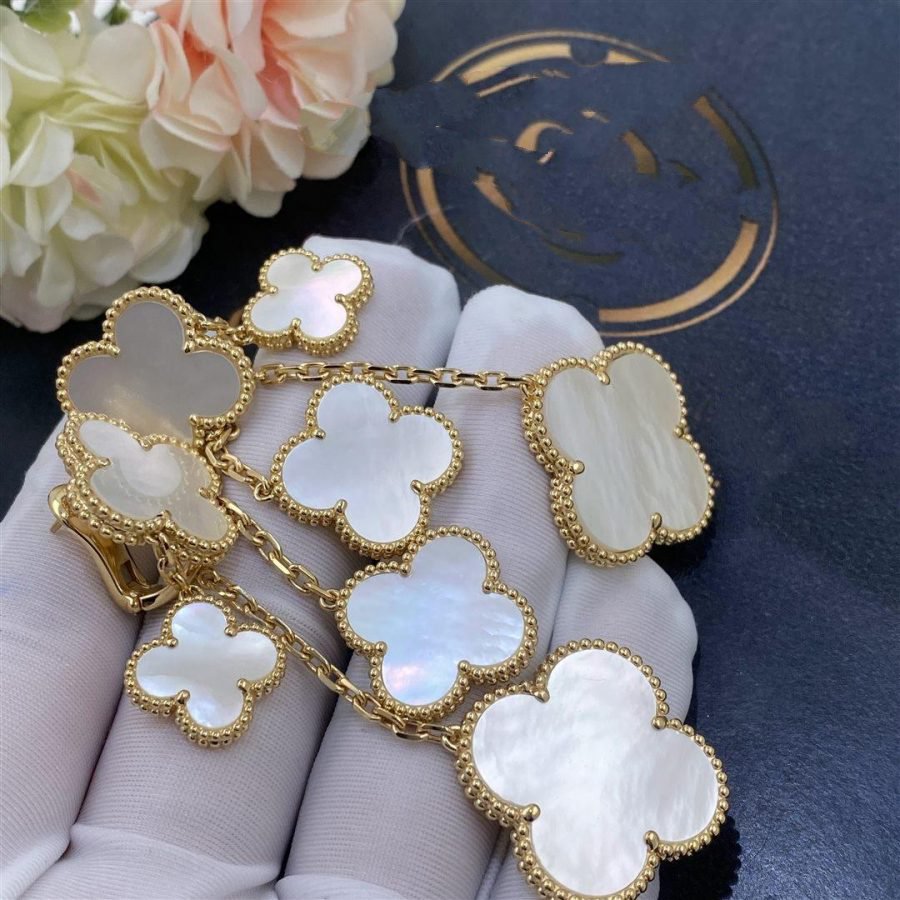 [Polaidi Jewelry]CLOVER EARRINGS WHITE MOP 4 MOTIFS GOLD