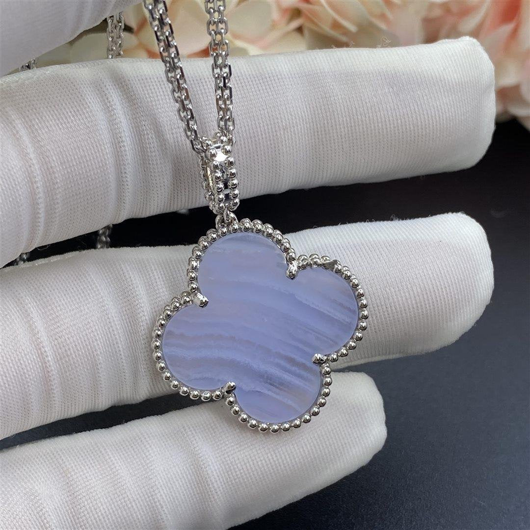 [：Polaidi Jewelry]CLOVER SILVER CHALCEDONY BIG CLOVER NECKLACE
