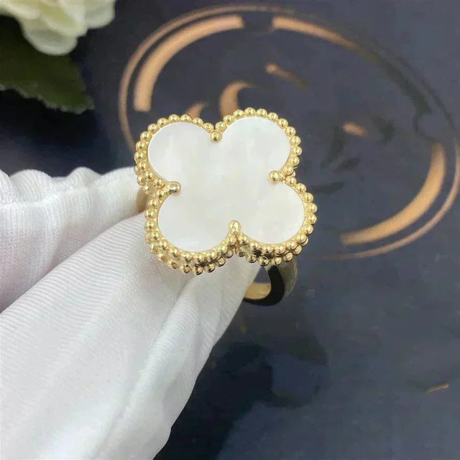 [：Polaidi Jewelry]クローバー ホワイト マザーオブパール リング