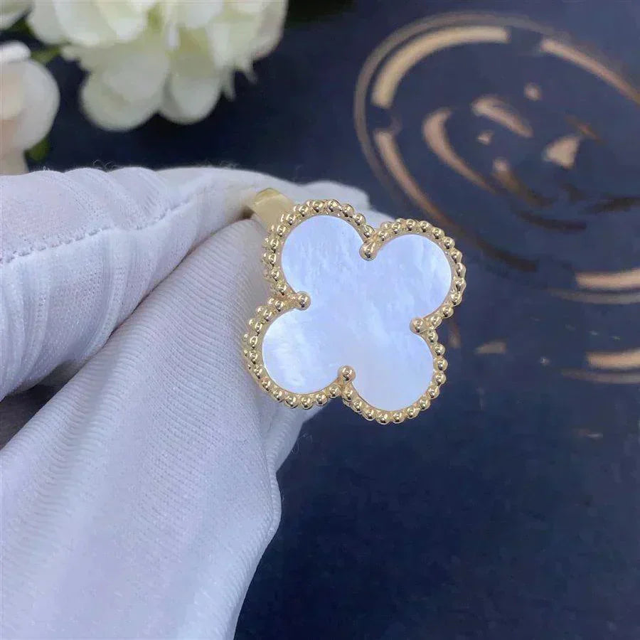 [：Polaidi Jewelry]クローバー ホワイト マザーオブパール リング