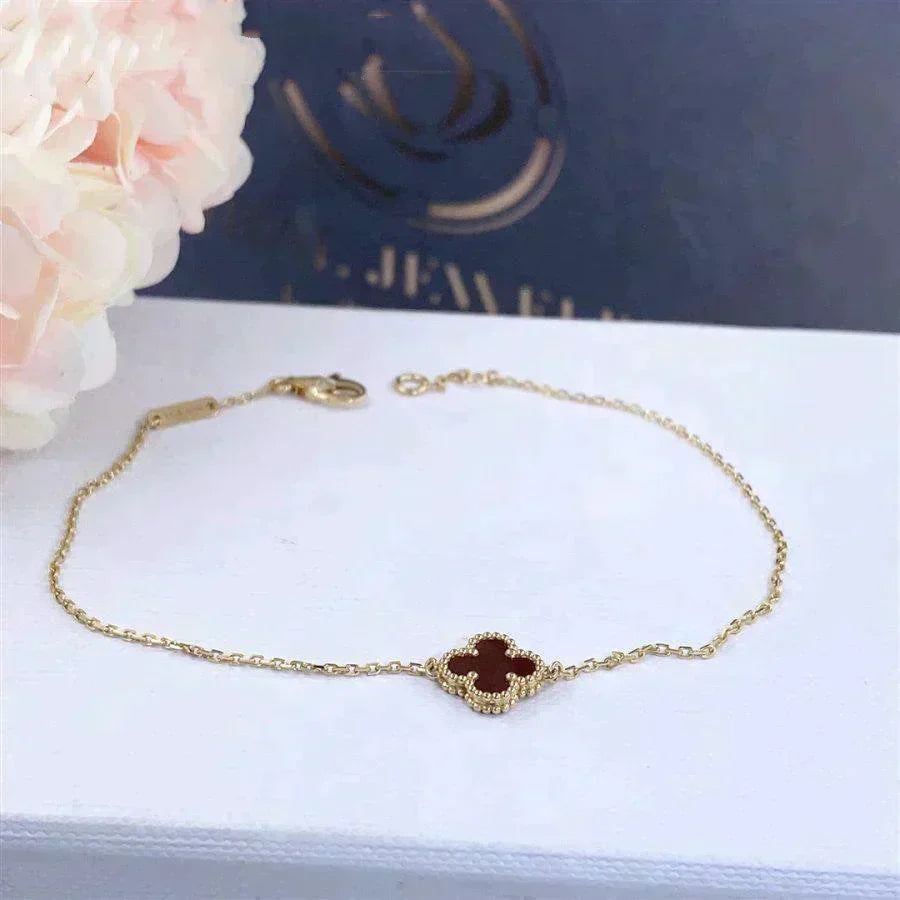 [：Polaidi Jewelry]CLOVER  CARNELIAN SINGLE FLOWER BRACELET