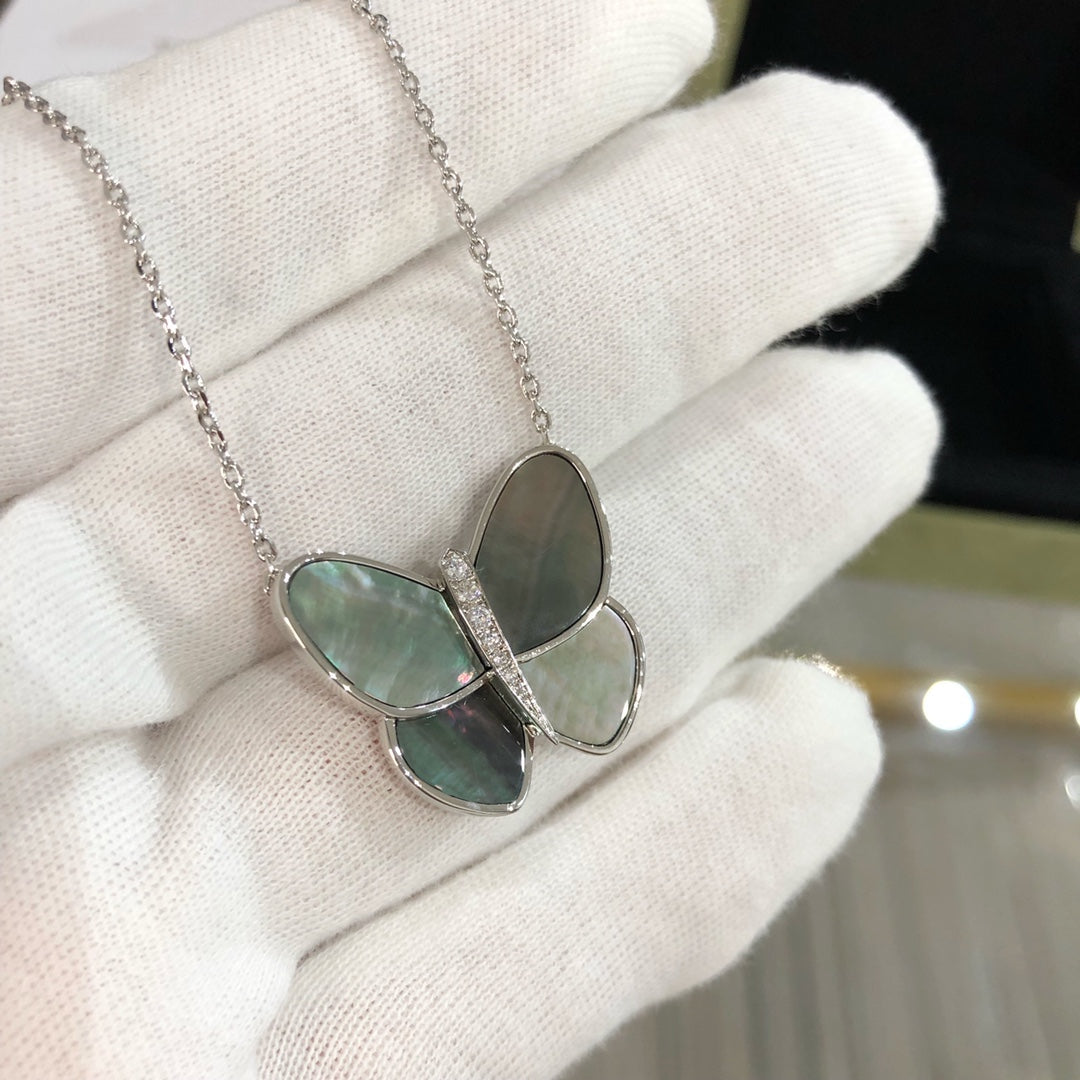 [：Polaidi Jewelry]LARGE BUTTERFLY SILVER PENDANT DIAMOND NECKLACE