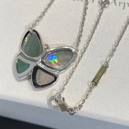 [Polaidi Jewelry]LARGE BUTTERFLY SILVER PENDANT DIAMOND NECKLACE