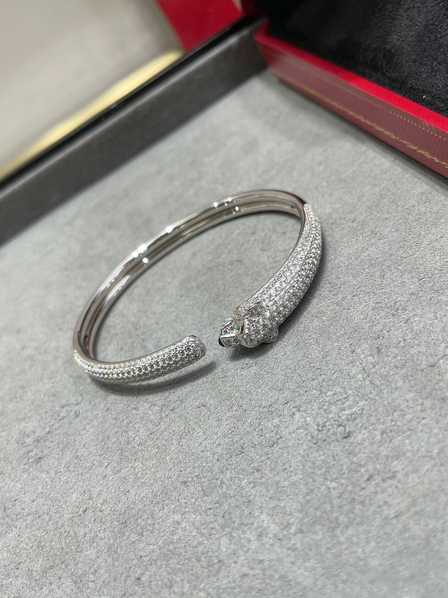 [Polaidi Jewelry]PANTHERE FULL DIAMOND OPEN BRACELET