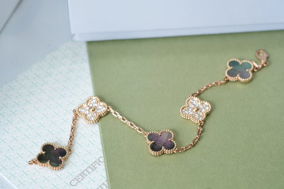 [：Polaidi Jewelry]クローバー 5モチーフ ダークマザーオブパール＆ダイヤモンド ピンクゴールド ブレスレット